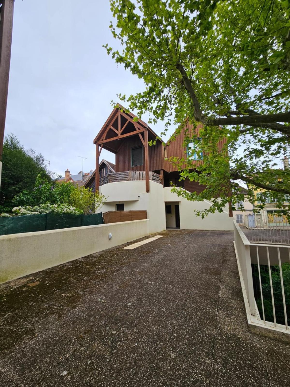 Confort Avec Parking Gratuit Apartment *