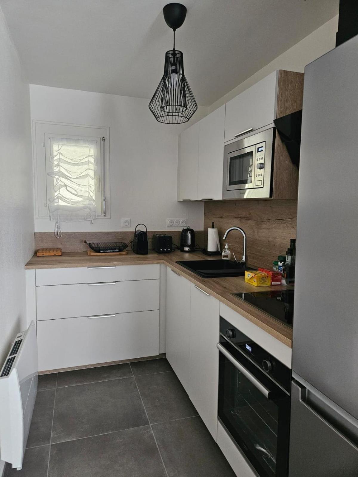 Apartment Confort Avec Parking Gratuit Troyes